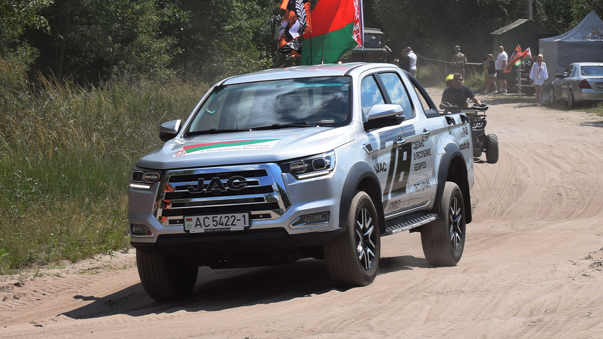 Мощный драйв с пикапами JAC T9 и T8 Pro на «Джип Фест — 2026» 