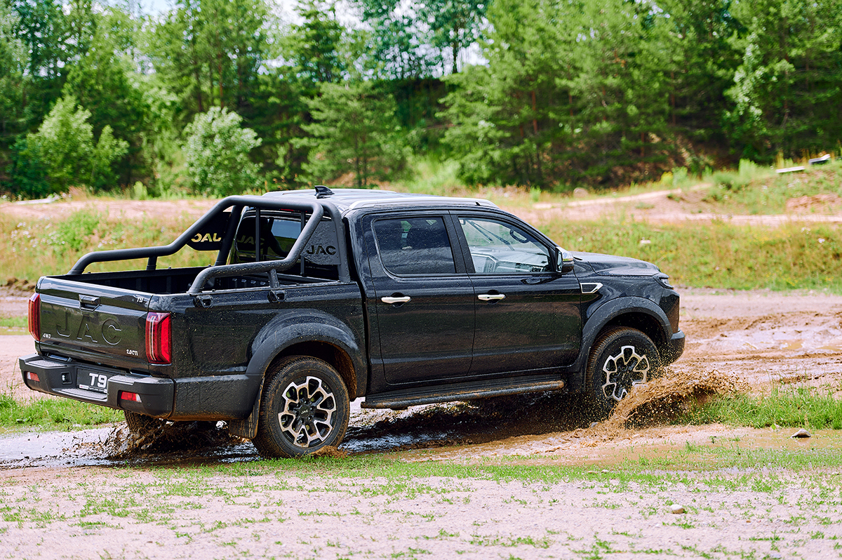 презентация пикапа JAC T9